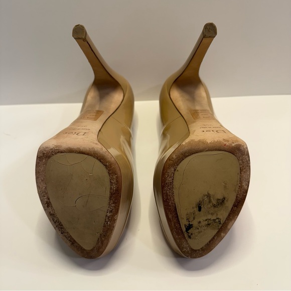 Christian Dior Nude Patent Leather Peep Toe Platform Heels CD Logo Size 39.5 - Picture 11 of 12